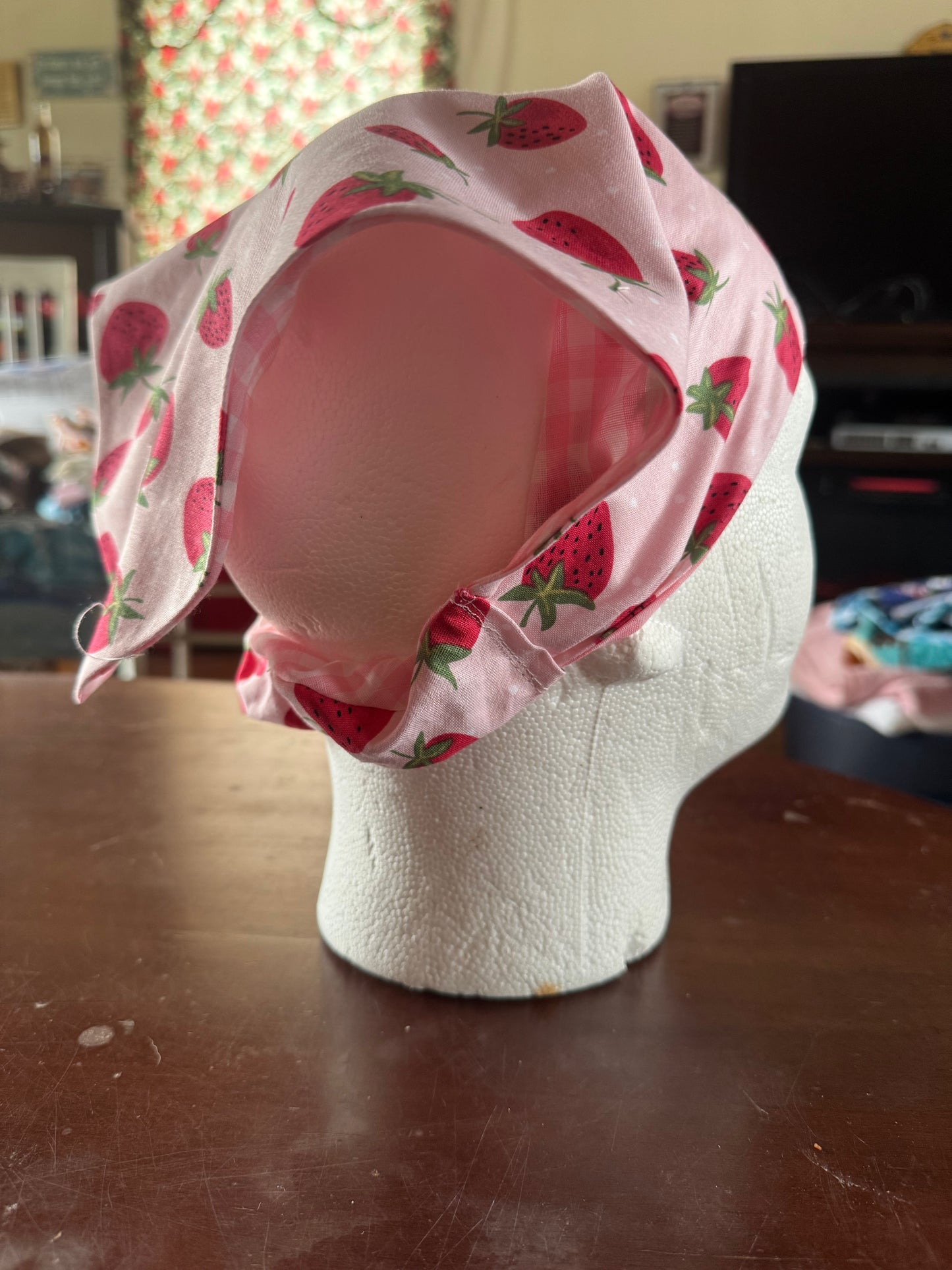 🍓 Strawberry Delight Head Scarf