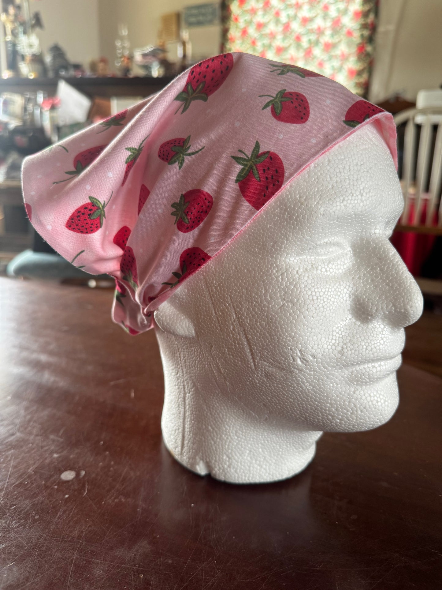 🍓 Strawberry Delight Head Scarf